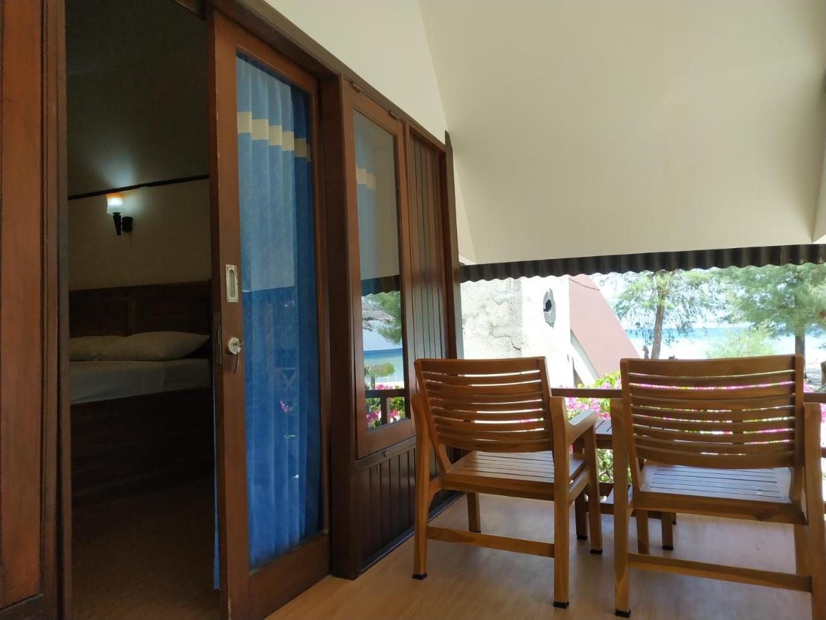 Bluecoral Bungalows Gili Meno Exteriör bild