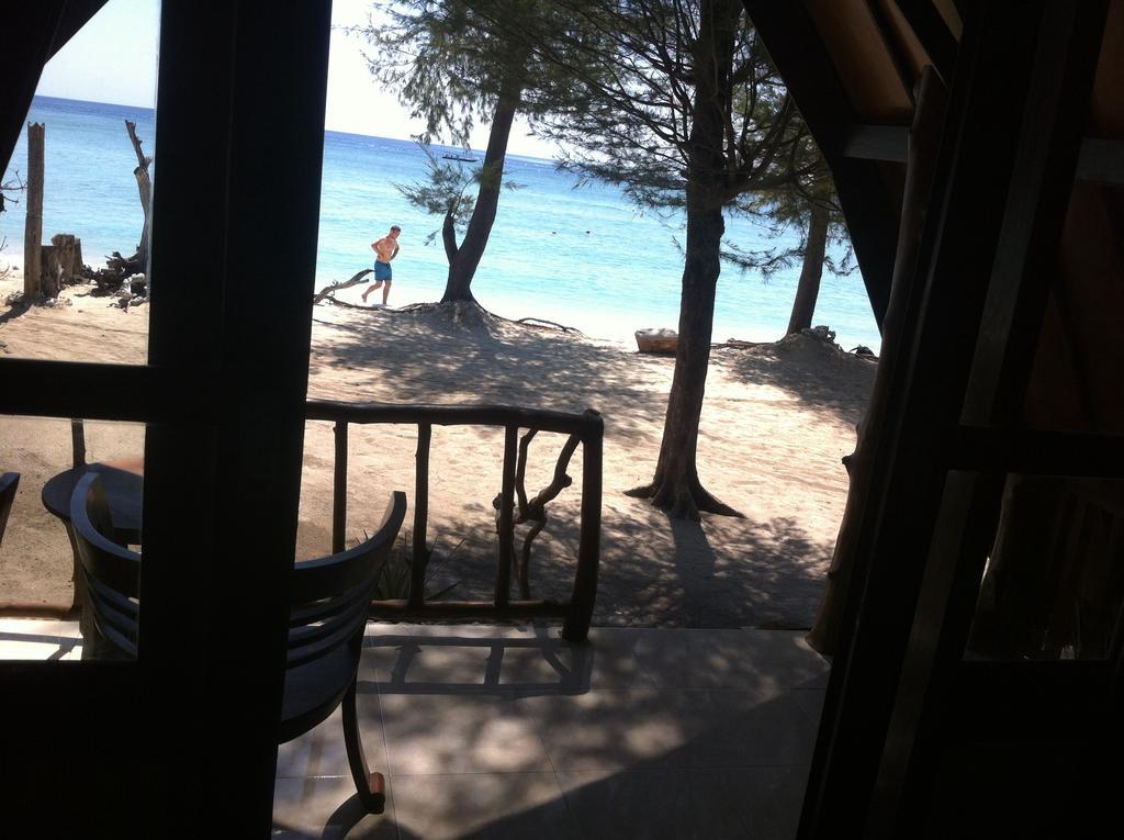 Bluecoral Bungalows Gili Meno Exteriör bild